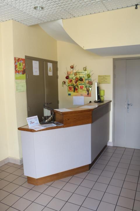 Hotel Logis Le Port Saint Aubin Morannes sur Sarthe-Daumeray Esterno foto